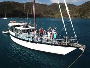 Habibi Whitsundays 2 Day 1 Night Sailing Tour from Airlie