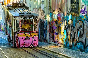 Old Lisbon Tuk-tuk Tour with Food Tasting | Private Tour